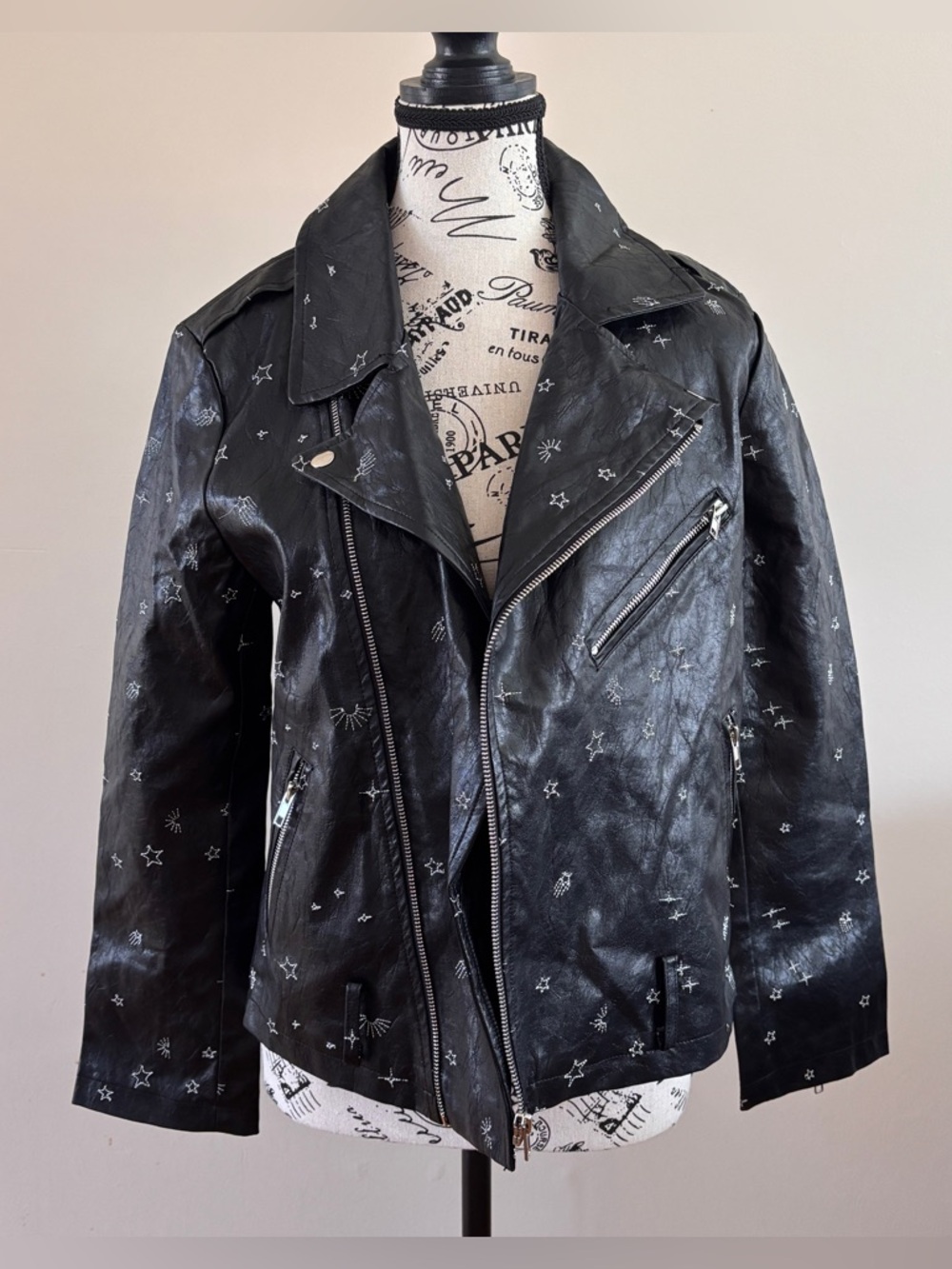 Honey Punch Black Star-Embroidered Faux Leather Jacket ~ Sz Large ~ Biker, Fun